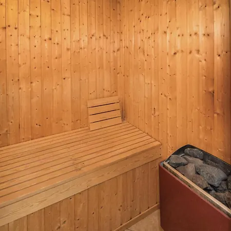Awesome Home In Blavand With Sauna Дом отдыха *
