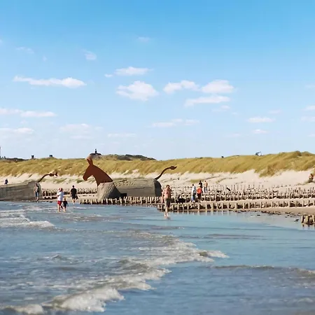 Awesome Home In Blavand With Sauna Блаванн